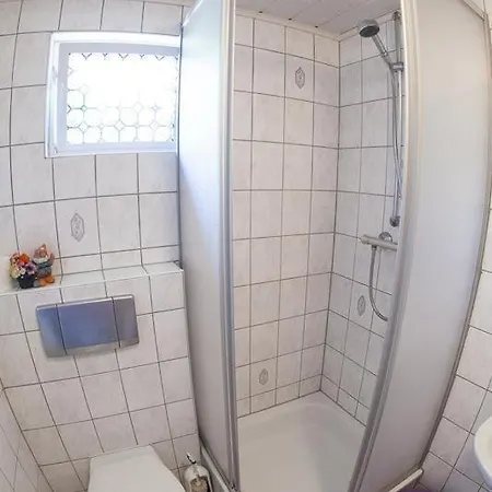 Apartment Mit Terrasse *